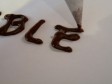 decori e scritte di cioccolata