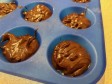 muffin con cacao e gocce di cioccolato