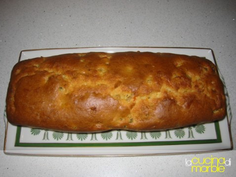plum cake con arcobaleno di verdure
